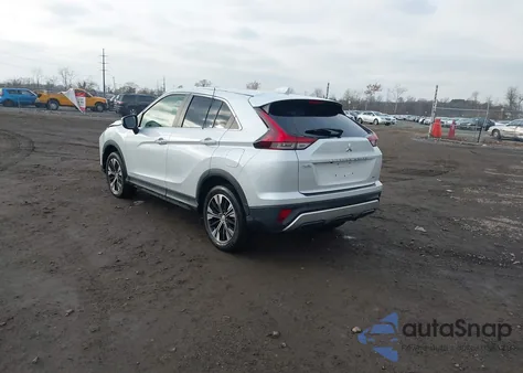 2022 Mitsubishi Eclipse Cross Se/Se Special Edition S-Awc/Sel S-Awc/Sel Special Edition S-Awc из США, поврежденный, VIN JA4ATWAA8NZ040460
